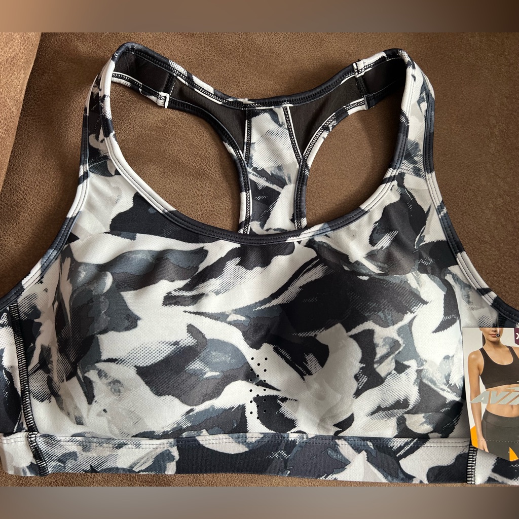 Nwt Avia Sports Bra
